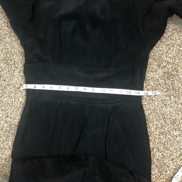 Elegant Black Long Sleeve Dress - Picture 8 of 13